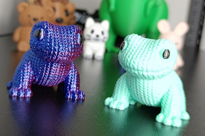 Cute Knitted Gecko (by Damian Kaszy\u0144ski)