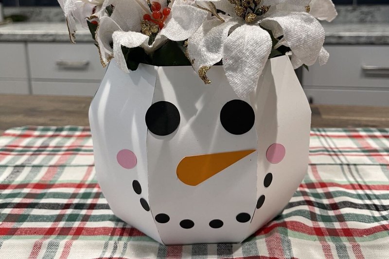 Holiday Cardstock Vases - Snowman (by 3D SVG Crafts)