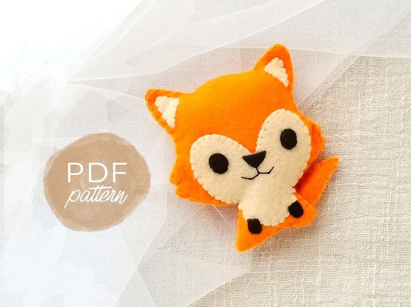 Little Foxxie Felt Sewing Pattern (by Little Craftlab Studio)